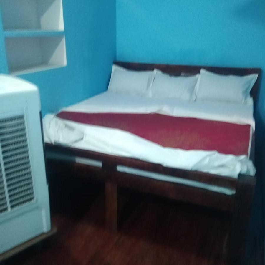 Sankardev Guest House D24 35 Benares Buitenkant foto