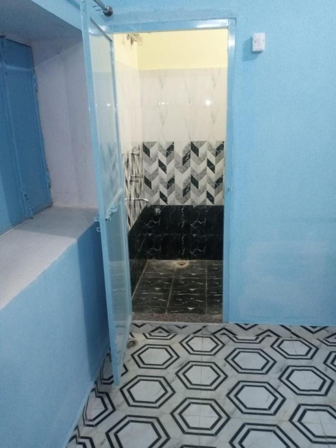 Sankardev Guest House D24 35 Benares Buitenkant foto