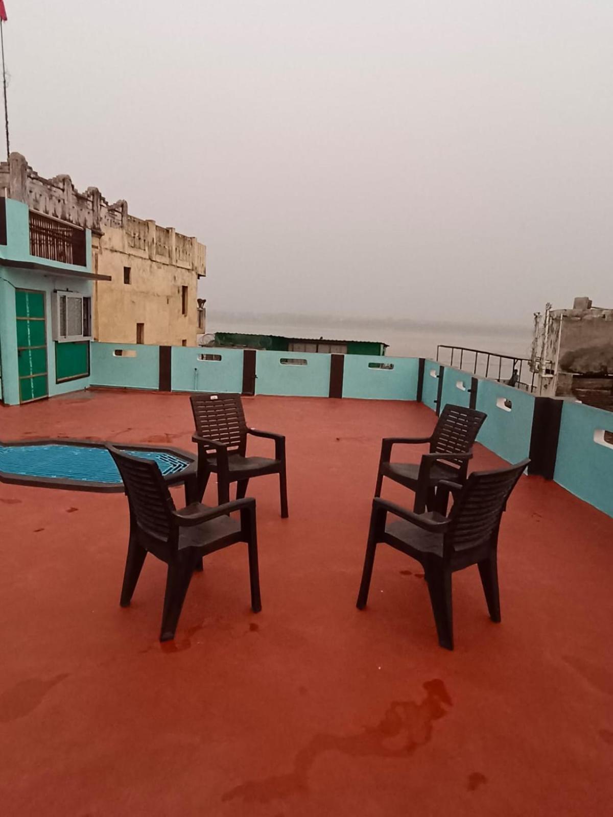 Sankardev Guest House D24 35 Benares Buitenkant foto